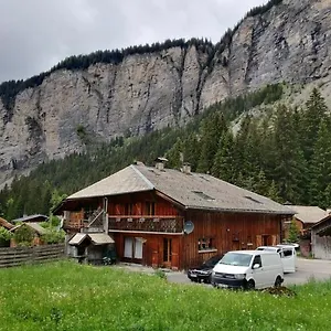 La Jolie Bergere , Morzine France